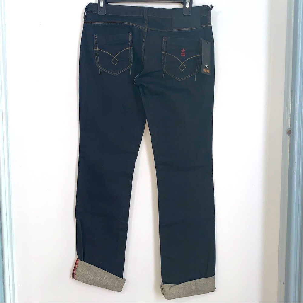 Uniform Dark Denim Gino Jeans NWT Size 28